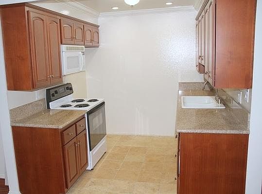 4th image of 620 Elvira Ave
