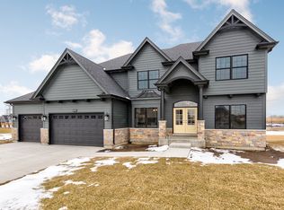 4459 Sassafras Ln, Naperville, IL 60564