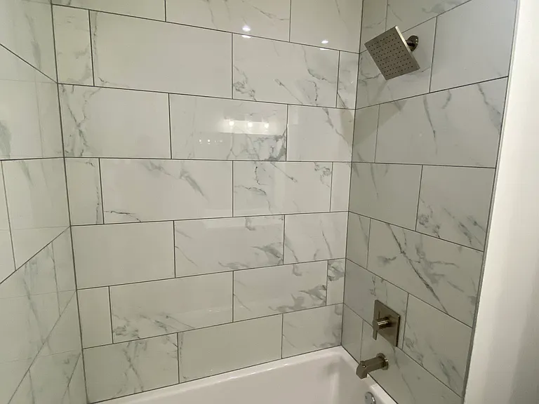 4418 N Austin Ave #102 — Photo 36