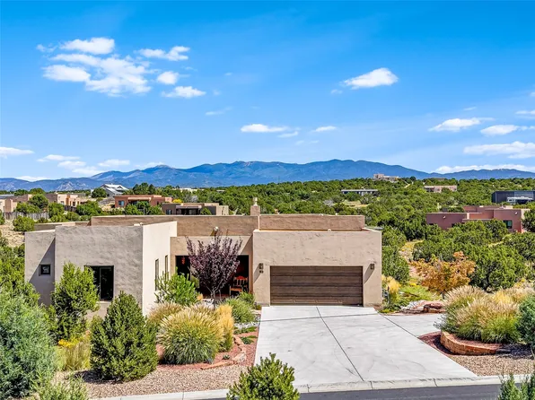 18 Via Harena, Santa Fe, NM 87507