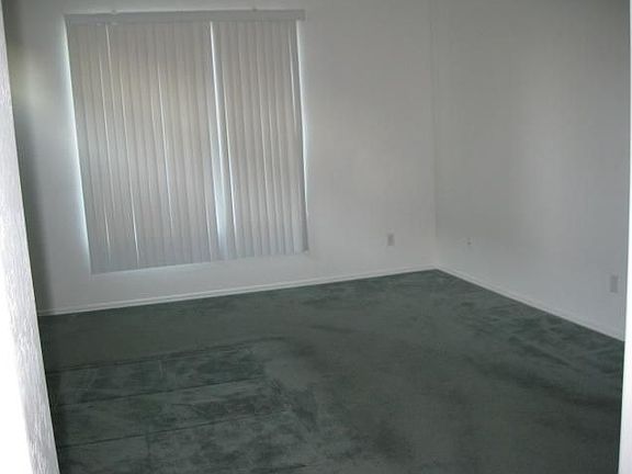 3rd image of 7586 W Gardenia Ave
