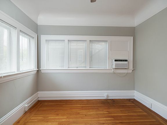 2nd image of 1511 G St #3