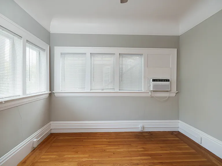 1511 G St #3 — Photo 2
