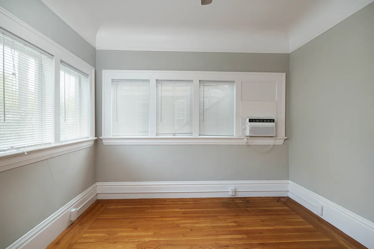 Building Photo - 1511 G St #3