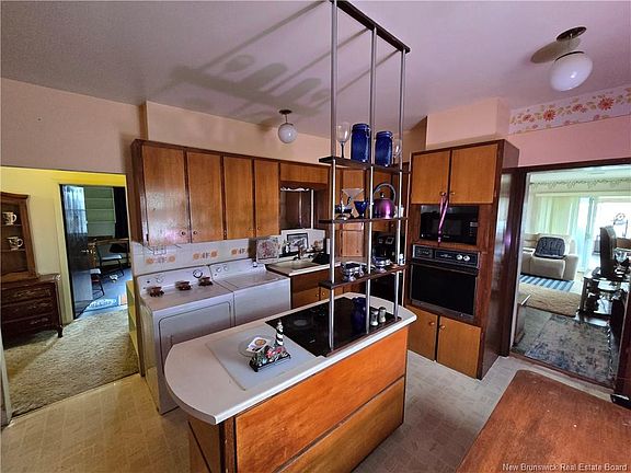 4th image of 436 Lancaster St #434