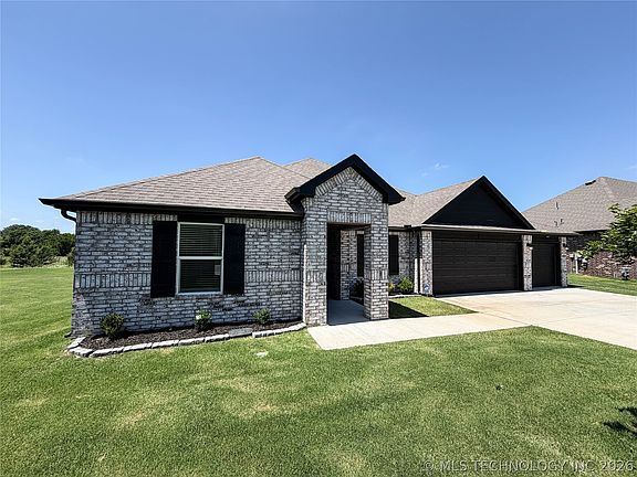 3rd image of 1507 Bluestem Dr