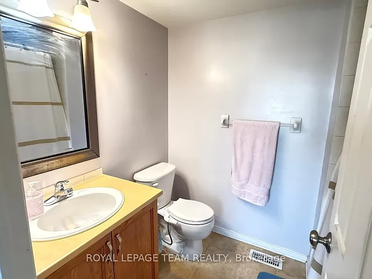 390 Crownridge Dr — Photo 19
