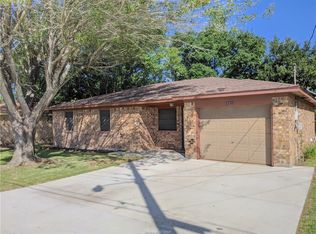 3213 Wilkes St, Bryan, TX 77803