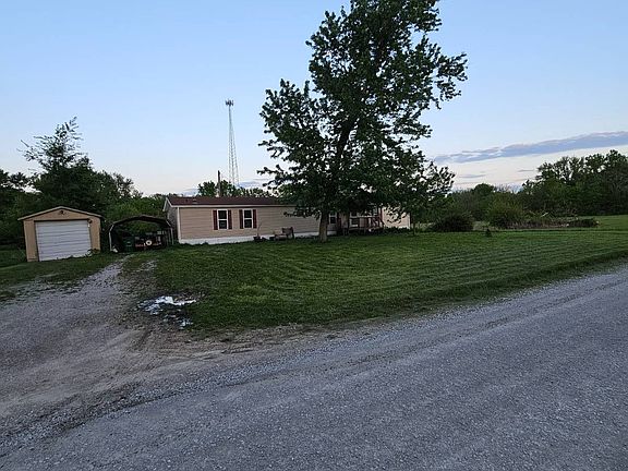 5th image of 4898 SE Evans Rd