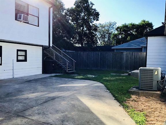 3rd image of 5530 Truett St #A