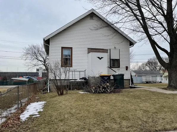 1028 South 85th STREET, West Allis, WI 53214