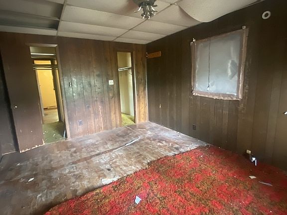 5th image of 139 Railroad Ave