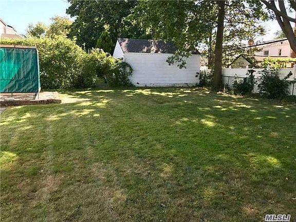 5th image of 6432 228th St