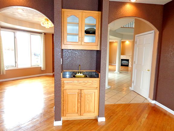 5th image of 2829 Dover Dr