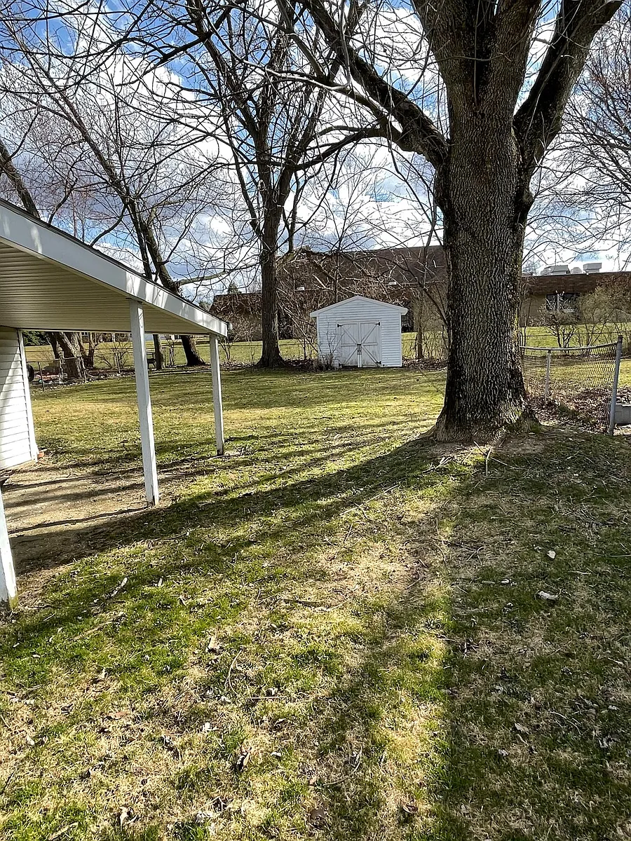 Backyard - 15812 Rockside Rd