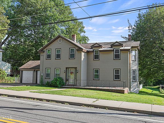 3rd image of 1350 Massachusetts Ave