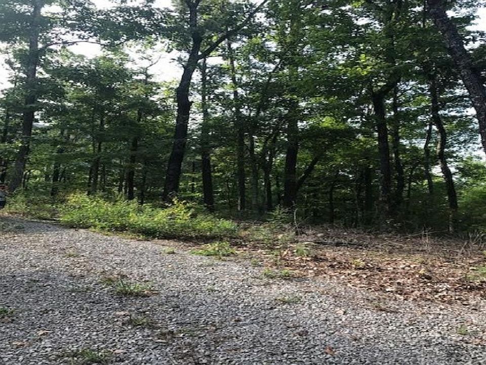 2nd image of Hardwood Hollow Way