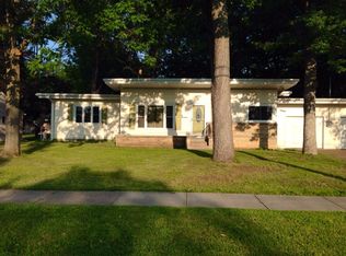 1451 Wisconsin River Dr, Port Edwards, WI 54469