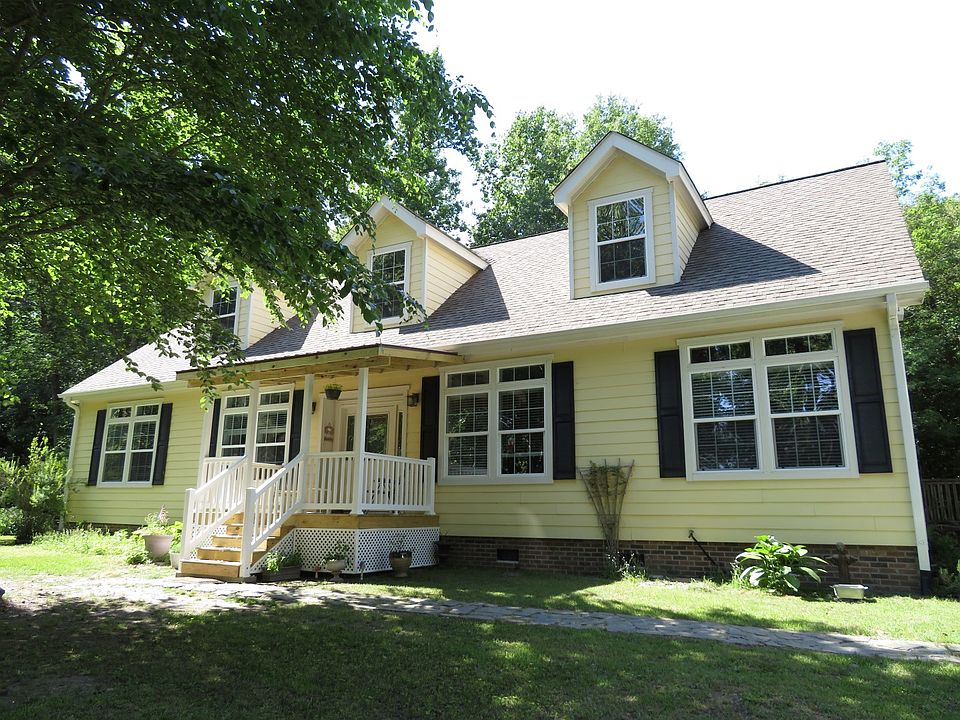 1.Country Home with 16 Acres