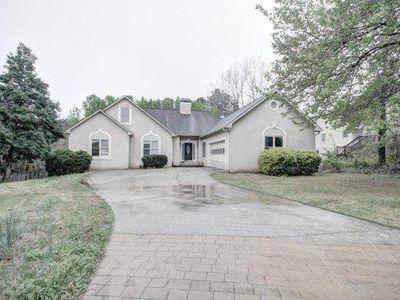 5076 Oak Branch Ln NW