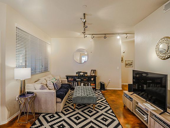4th image of 3302 N 7th St #126-1