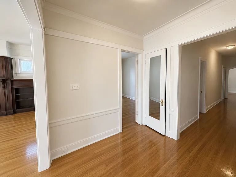 3935 N Pine Grove Ave #14-J — Photo 7