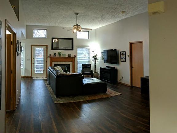 2nd image of 2300 Salbuck Ave