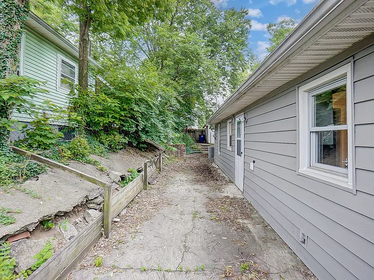 314 Sheridan Ave — Photo 25
