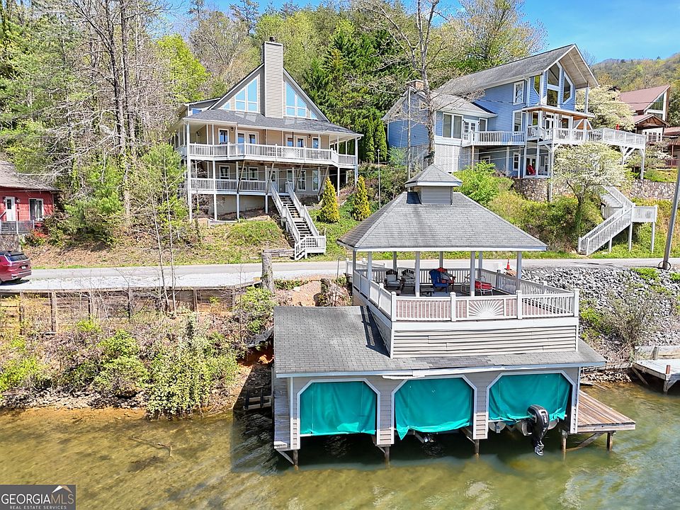 1st image of 400 Timpson Cove Rd