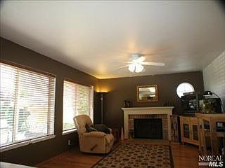 3rd image of 974 Buckingham Dr