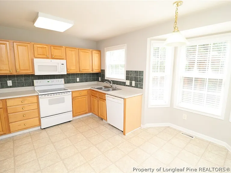 510 Wheeling Cir — Photo 8