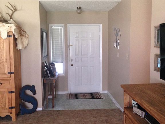 Living/entry