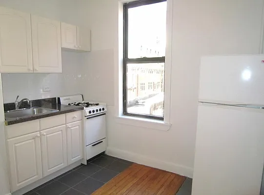 Rented by City Connections Realty | media 24