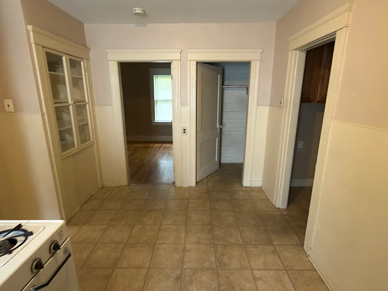 328 Brooks St #1 — Photo 7