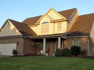 2155 Pebble Beach Dr, Newburgh, IN