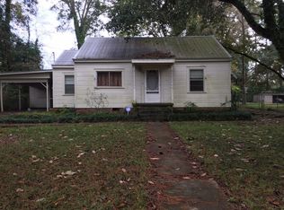 1011 Park St, McComb, MS 39648