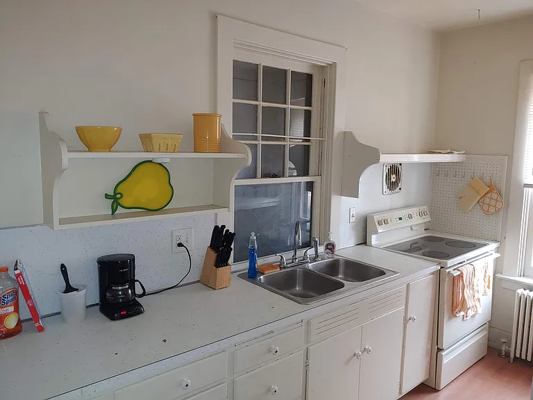 305 N George St #305A — Photo 5