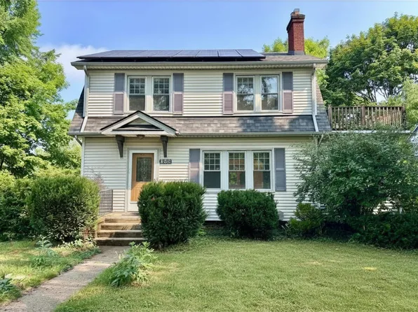 906 Pauline Blvd, Ann Arbor, MI 48103