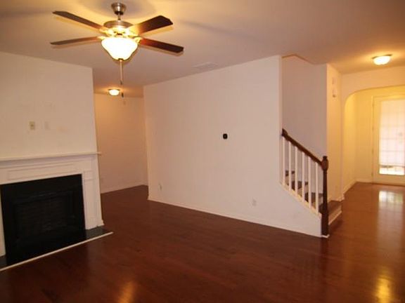 5th image of 5850 Vinyard Ln