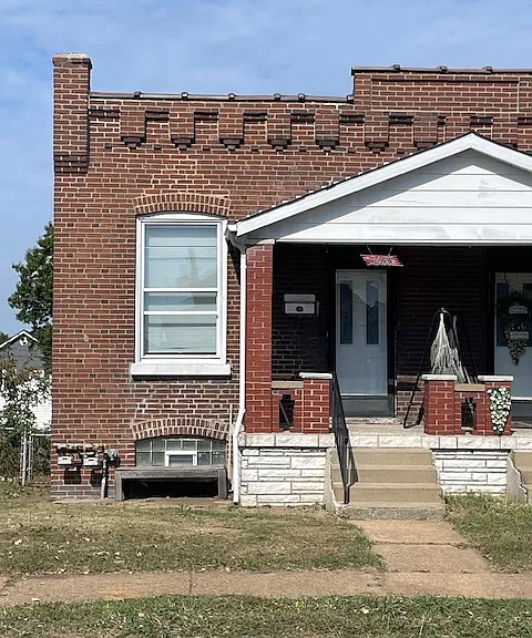 5433 Bischoff Ave — Photo 1