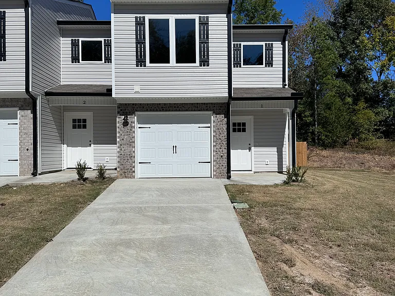 307 Legacy Ln #1 — Photo 1