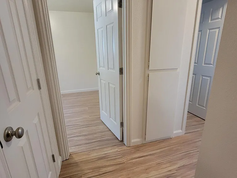 3596 Mercury Dr — Photo 15