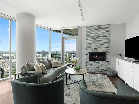 3rd image of 1201 S Prairie Ave #3605