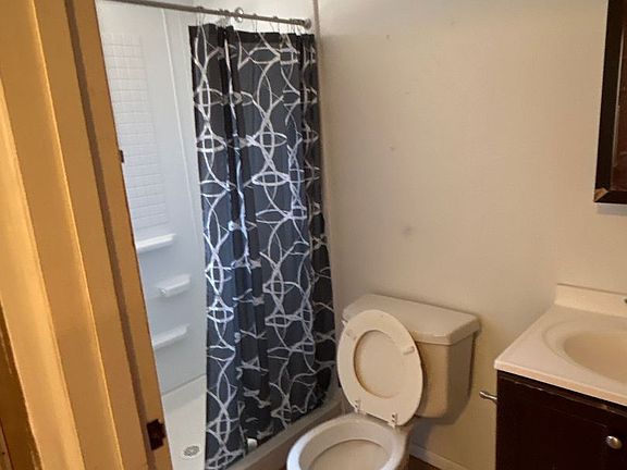 5th image of 420 Columbia Dr SE APT C
