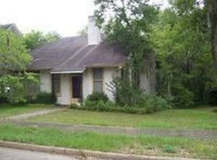 725 Young St, Selma, AL 36701