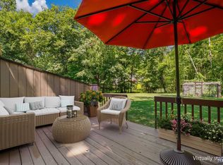 32 Williamsburgh Way, Montvale, NJ 07645
