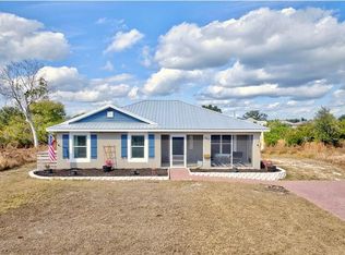 362 Parker St NE, Lake Placid, FL 33852
