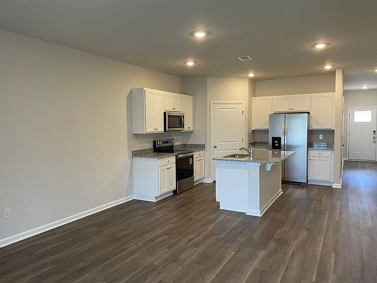 3600 Whaley Way NW — Photo 3