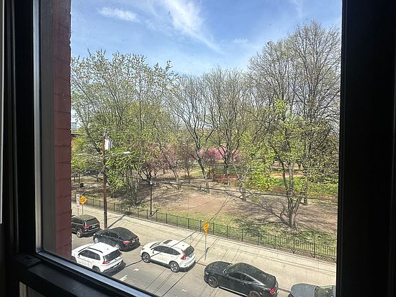 3rd image of 267 8th St #3