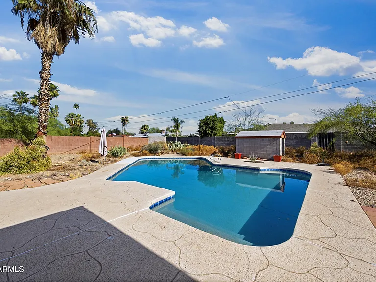 4213 E Sahuaro Dr — Photo 23